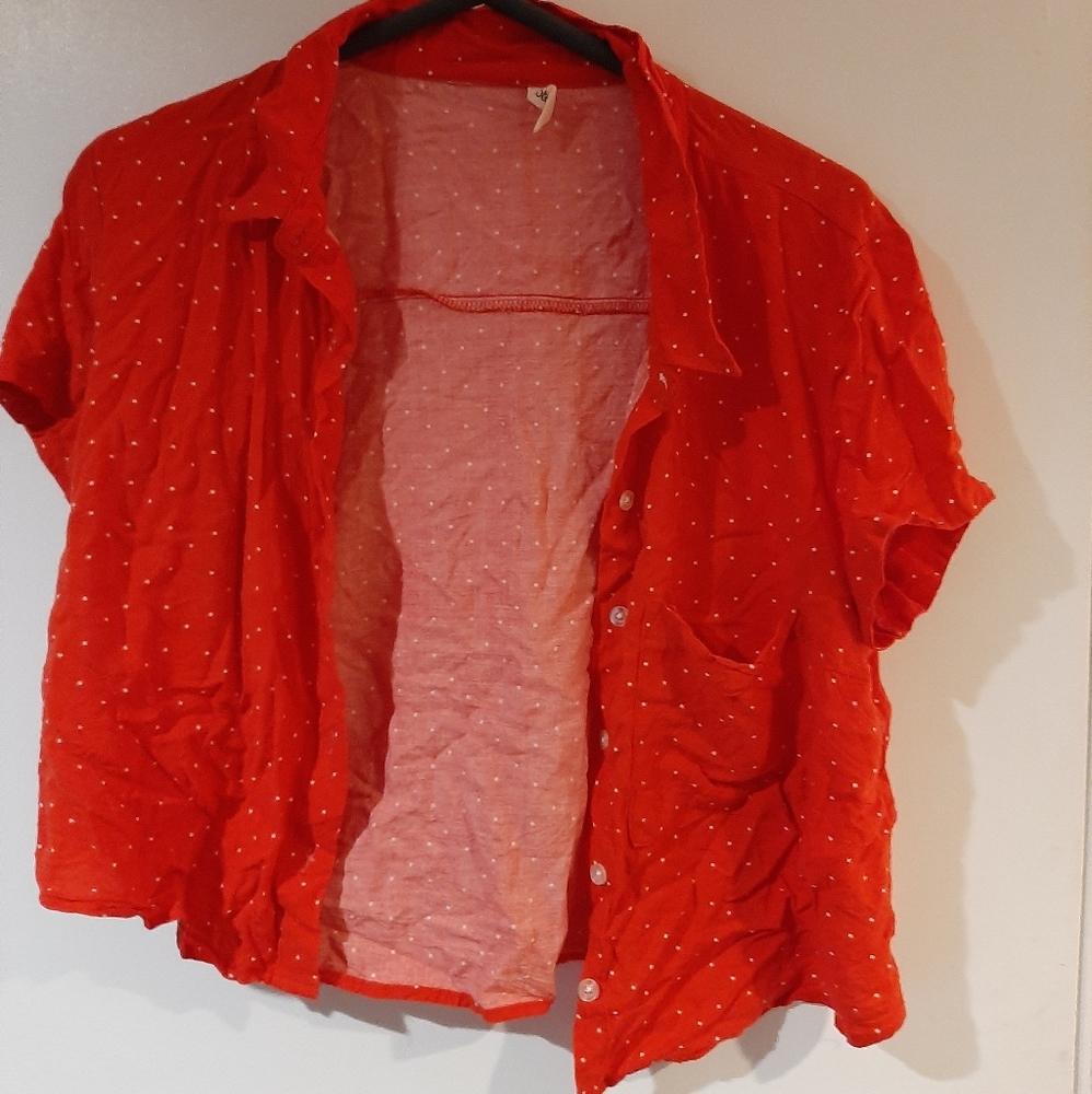 Pokadot crop buttondown